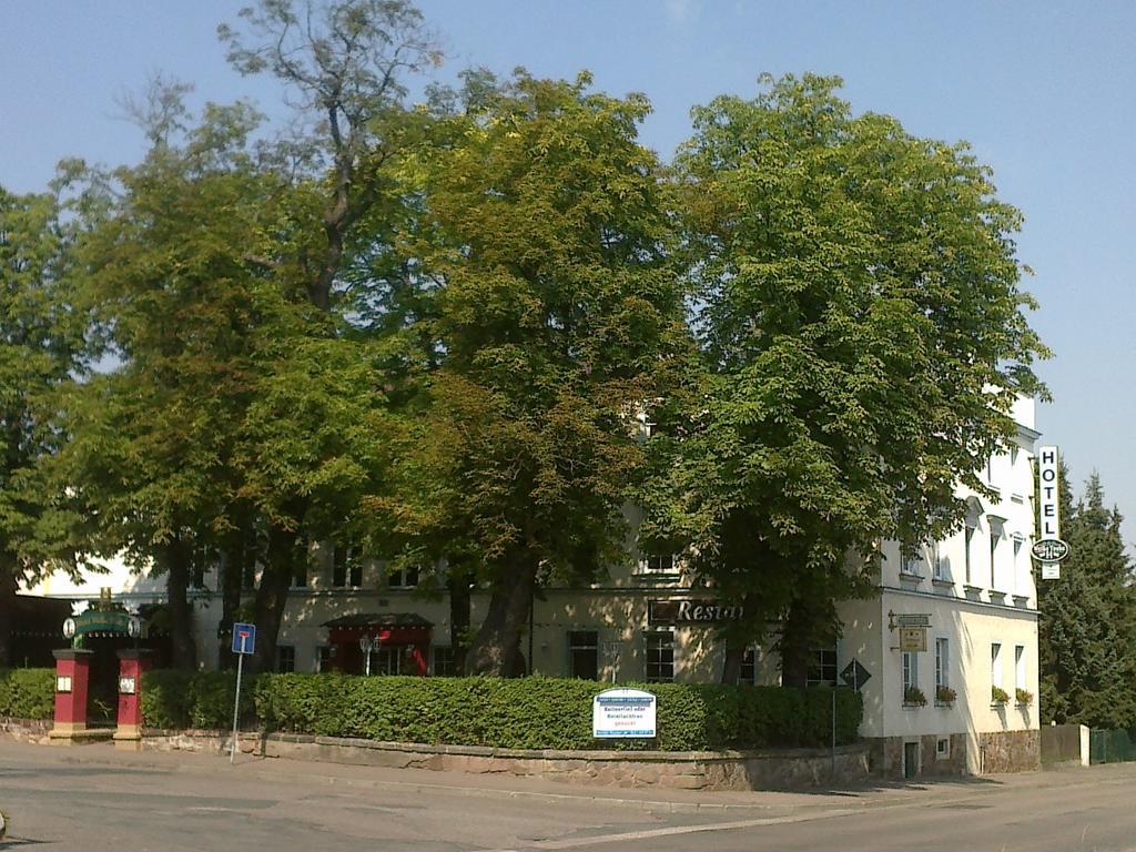 Hotel Weisse Taube Döbeln Exterior foto